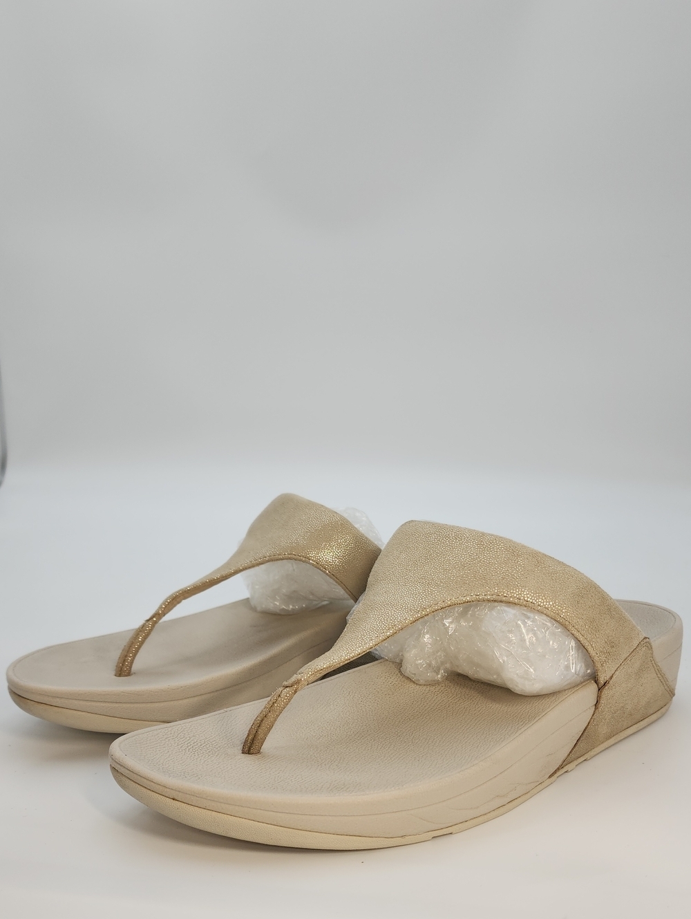 FitFlop Lulu Gold Metallic Platino Toe Post Wedge Sandals Size 11